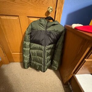 Men's Green and Black Puffer Jacket